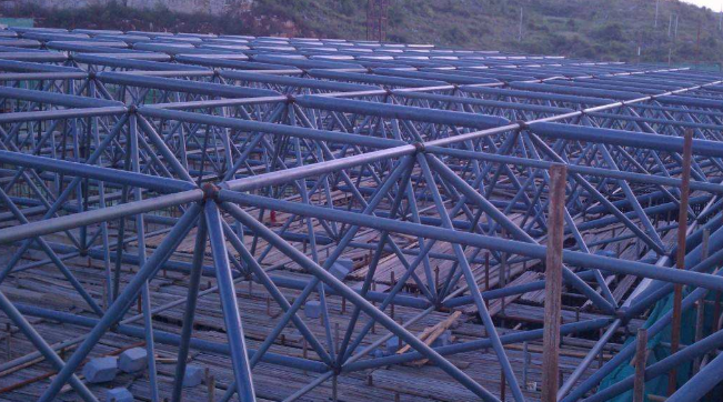 徐汇概述网架加工中对钢材的质量的过细恳求